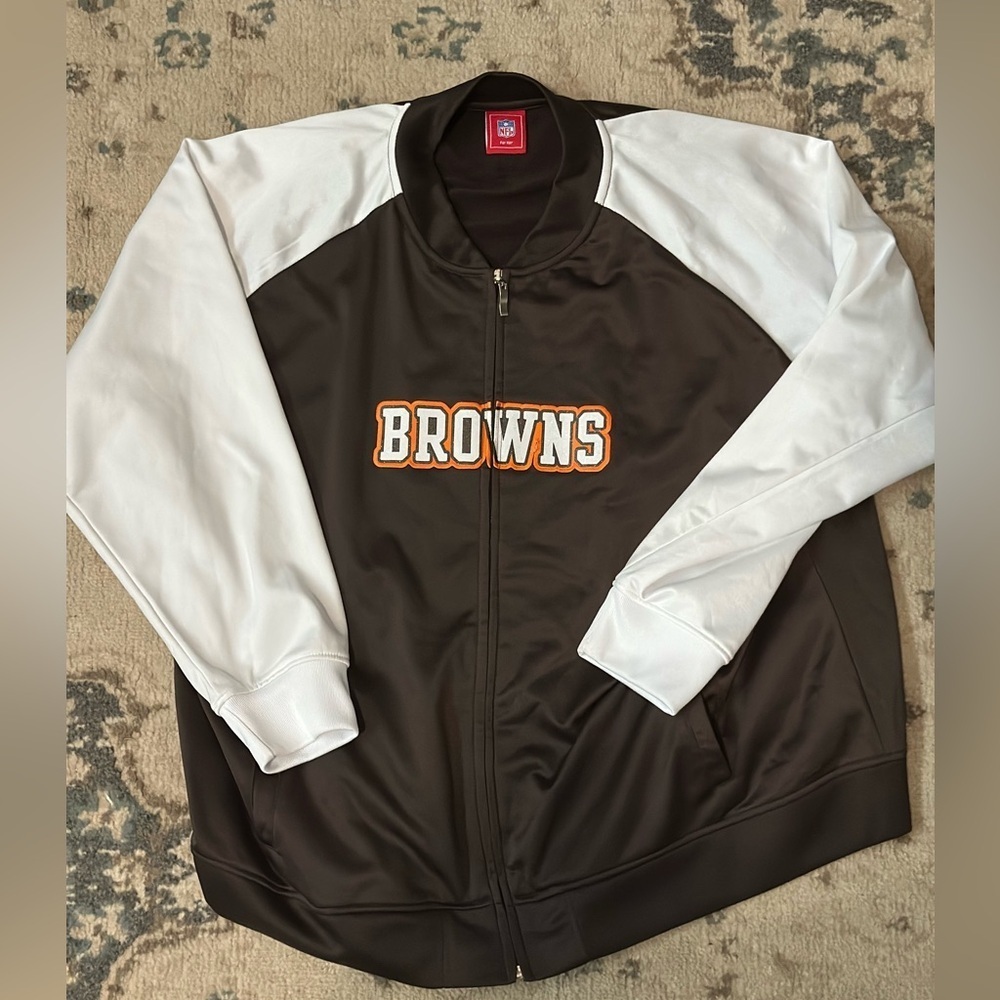 Cleveland Browns lightweight track jacket